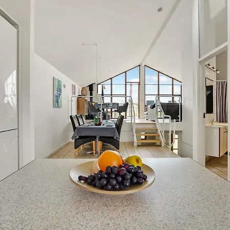 Cozy In With House Sea View بيت للعطل